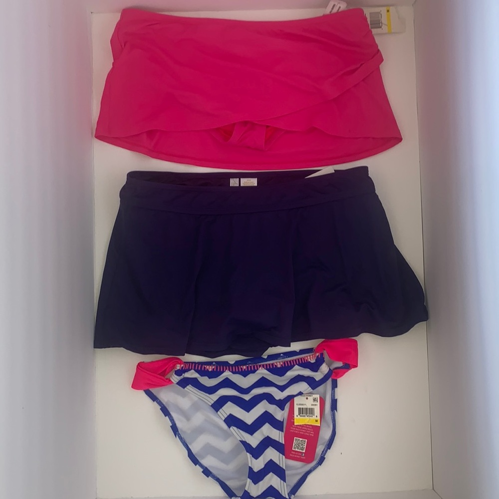 Swimsuit bottoms Bundle. NWT. Size Med